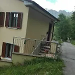 Monti Mare Tatil Evi Seravezza
