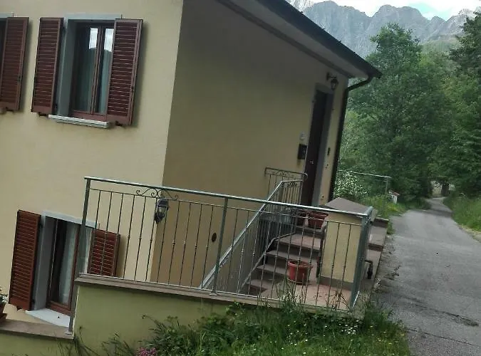 Monti Mare Casa de Férias Seravezza